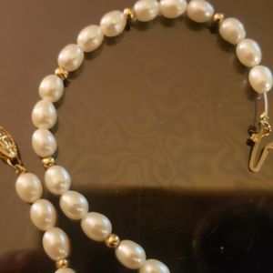 Gorgeous cultured pearl necklace with 14k spacers on a 14k gold
